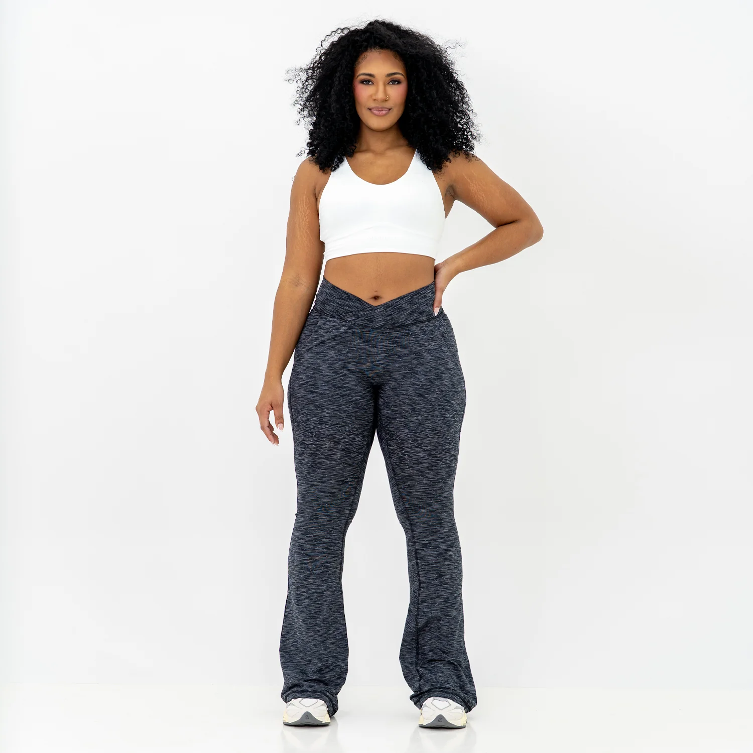 Curve-V Cargo EVO Flare Leggings - Image 17